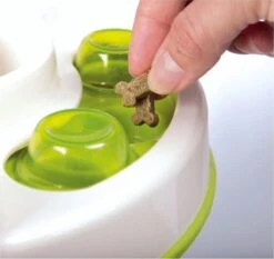 Trixie Slide & Feed Strategiespel - Hondenspeelgoed -Hondenbenodigdheden 1200x1131 5