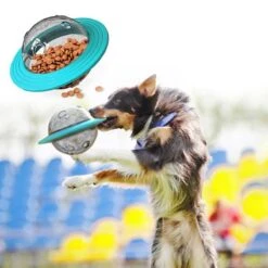 Merkloos Hondenspeeltje UFO Blauw Geschikt Voor Puppy's Tot En Met Grote Honden - Honden Speelgoed - Anti Bijt Speelgoed - Voerbal - Honden Speelgoed Intelligentie - Bijtspeelgoed - Interactieve Hond - Hondenspeeltjes - Traingsbal - Sterk Materiaal - Blauw -Hondenbenodigdheden 1200x1200 1911