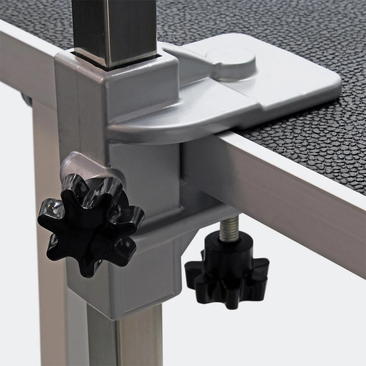 Honden Trimtafel Met Enkele Aanlijnoptie, 760 Mm Hoog, Inklapbaar; Kniptafel - Wastafel Met Lus Zwart / Grijs - Verzorgingstafel Voor Huisdieren - Multistrobe 5 Honden Trimtafel Met Enkele Aanlijnoptie, 760 Mm Hoog, Inklapbaar; Kniptafel - Wastafel Met Lus Zwart / Grijs - Verzorgingstafel Voor Huisdieren - Multistrobe - Afbeelding 3