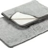 Lovely Nights Vetbed/kleed Anti-slip Mouse Grey 120x75 Rechthoek 2 Lovely Nights Vetbed/kleed Anti-slip Mouse Grey 120x75 Rechthoek -Hondenbenodigdheden 1200x740 3