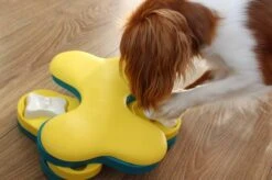 Nina Ottosson Dog Tornado Blu -Hondenbenodigdheden 1200x799 66