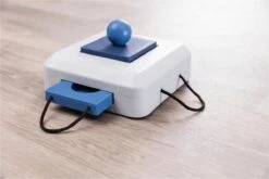 Trixie Dogtoy Dog Activity Strategy Game Gamble Box - Piepend Speelgoed - 15cm X 15cm X 9cm - Zwart/rood/oranje -Hondenbenodigdheden 1200x800 114