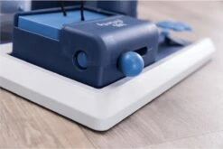 Trixie Dog Activity Poker Box 2 31x31 Cm 24 Trixie Dog Activity Poker Box 2 31x31 Cm -Hondenbenodigdheden 1200x802 7