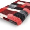 Vetbed Patchwork - Antislip Hondenmat - 100 X 75 Cm - Rood - Benchmat - Hondenkleed - Voor Honden - Machine Wasbaar 1 Vetbed Patchwork - Antislip Hondenmat - 100 X 75 Cm - Rood - Benchmat - Hondenkleed - Voor Honden - Machine Wasbaar -Hondenbenodigdheden 1200x846 5