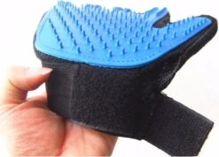 Merkloos Vachtverzorgingshandschoen -Hondenbenodigdheden 1200x864 2