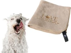 Pepets© – Hondenhanddoek – Honden Handdoek – Microvezel Handdoek – Handdoek Hond – Hondendeken – Droogdoek Hond – Dierendeken – Absorberend – 100*50CM - Beige - GRATIS Zonnebril 19 Pepets© – Hondenhanddoek – Honden Handdoek – Microvezel Handdoek – Handdoek Hond – Hondendeken – Droogdoek Hond – Dierendeken – Absorberend – 100*50CM - Beige - GRATIS Zonnebril -Hondenbenodigdheden 1200x889