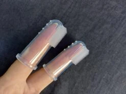 Merkloos Vinger Tandenborstel – 2 X -Hondenbenodigdheden 1200x900 34