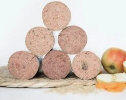 Kivo Petfood Houdbare Worsten INTRODUCTIEDOOS 6 X 600 Gram Smaken: Rund, Kip, Rund & Kip, Kip & Zalm, Eend En Lam - Zacht Gestoomd Vlees - Glutenvrij Geen Fratsen -Hondenbenodigdheden 1200x954 2